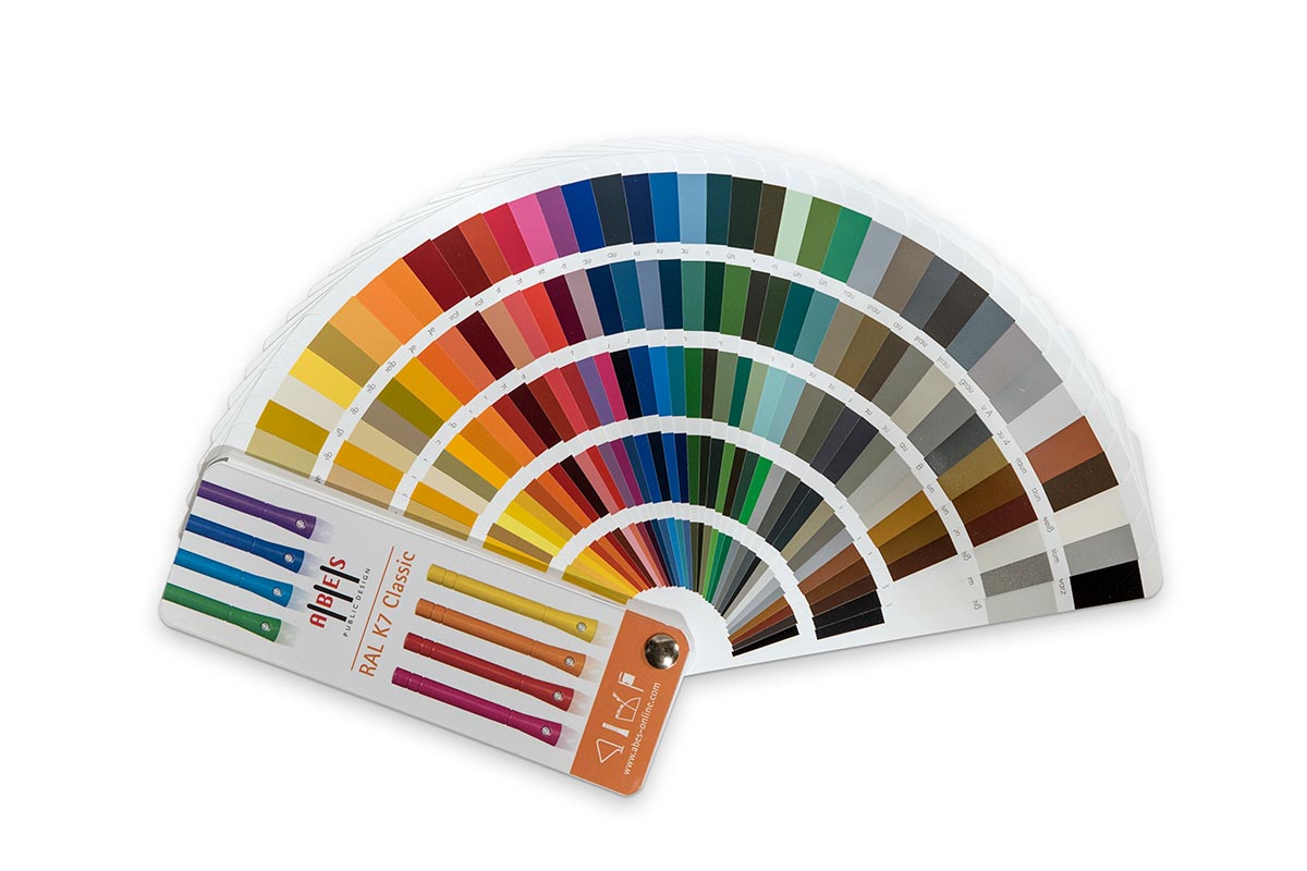RAL K7 Farbfächer mit Insgesamt 213 Farben plus Porto 