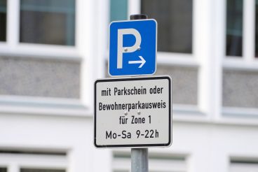 Parkzone, Verkehrsschild, Anwohnerparkplatz oder mit Parkschein