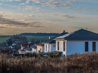 Entstehung eines neubaugebietes am Ortsrand