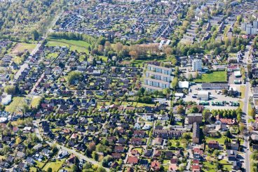 Siedlung mit Häusern in einer Kleinstadt