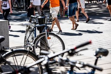 People on pedestrian crossings, on foot and by bicycle