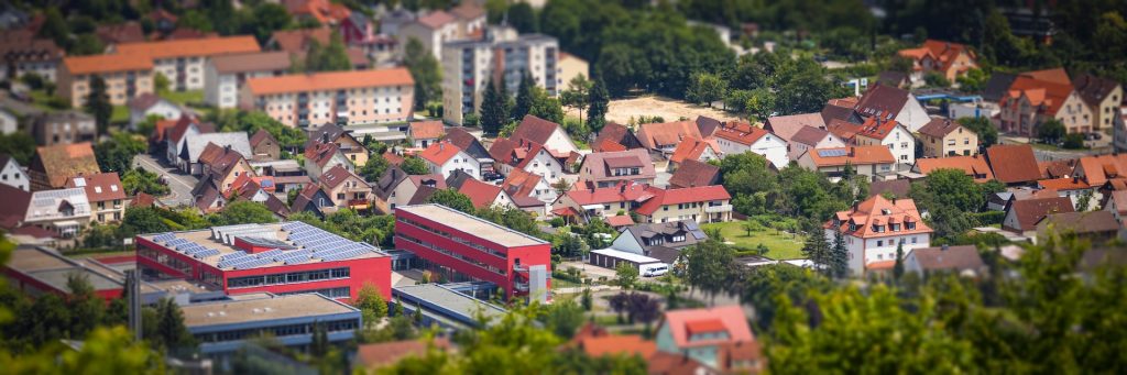 Haus Stadt Mischgebiet Schule Wohnen Banner