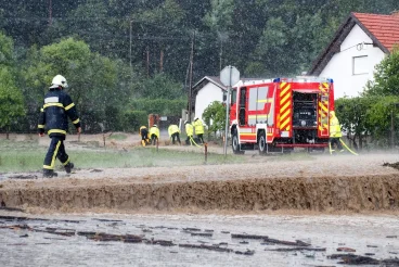 Hochwasser Feuerwehreinsatz